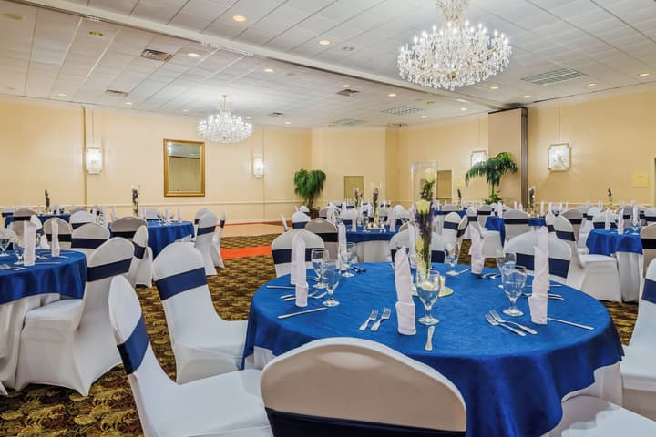 Holiday Inn Mobile-Dwtn/Hist. District by IHG