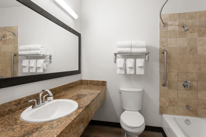 Ramada Suites by Wyndham San Diego/Hotel Circle Area