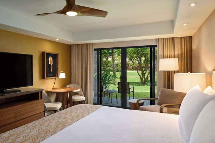 OUTRIGGER Kaanapali Beach Resort