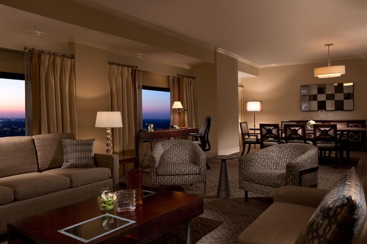 Hilton Orlando Lake Buena Vista - Disney Springs® Area