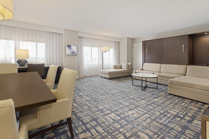 Hilton Orlando Lake Buena Vista - Disney Springs® Area