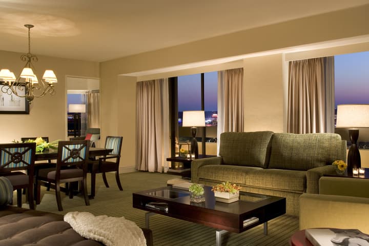 Hilton Orlando Lake Buena Vista - Disney Springs® Area