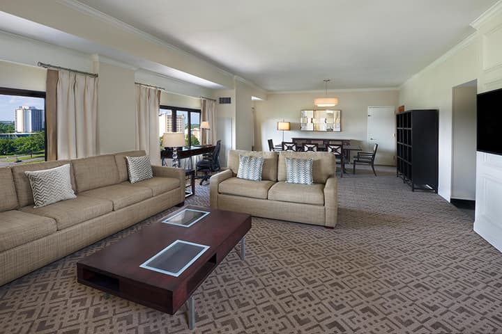 Hilton Orlando Lake Buena Vista - Disney Springs® Area