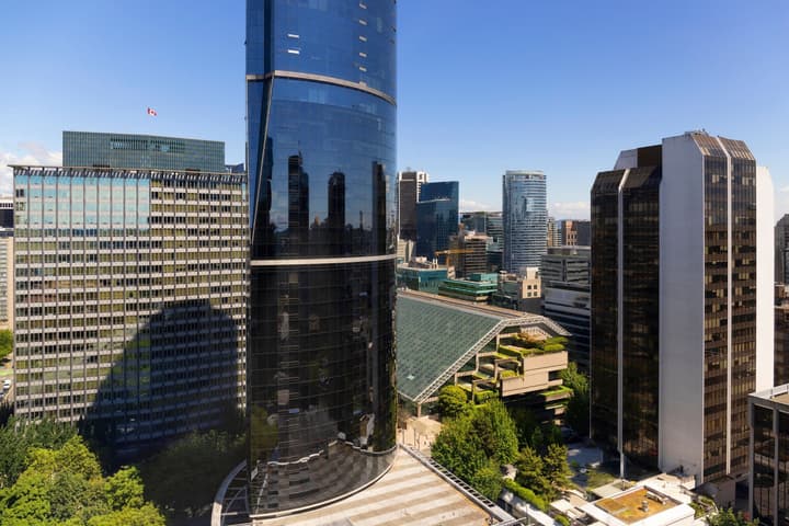 Sheraton Vancouver Wall Centre