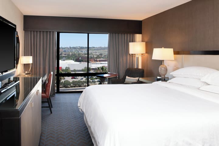 Sheraton Mission Valley San Diego Hotel
