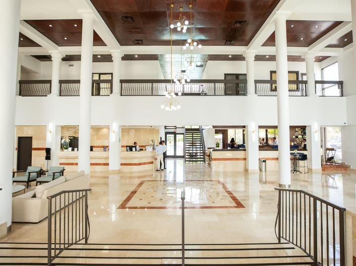Regency Miami Airport by Sonesta