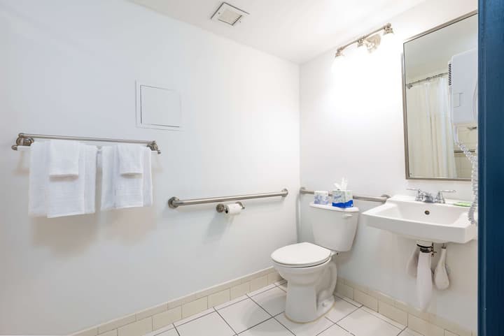 Regency Miami Airport by Sonesta