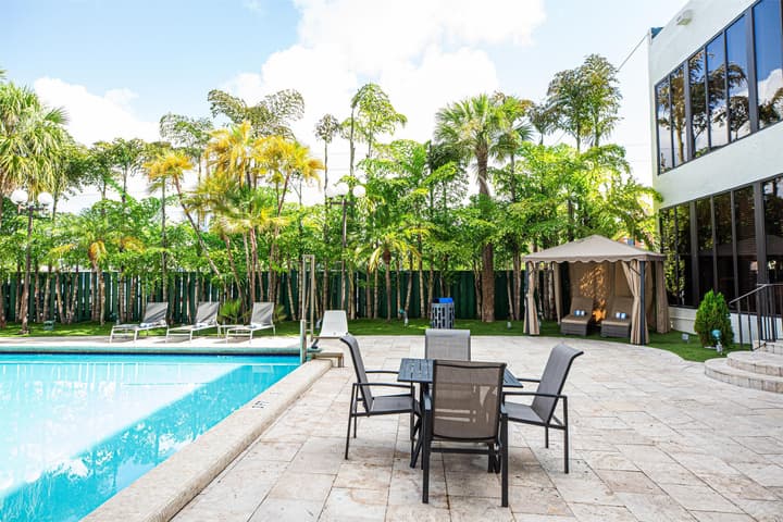 Regency Miami Airport by Sonesta