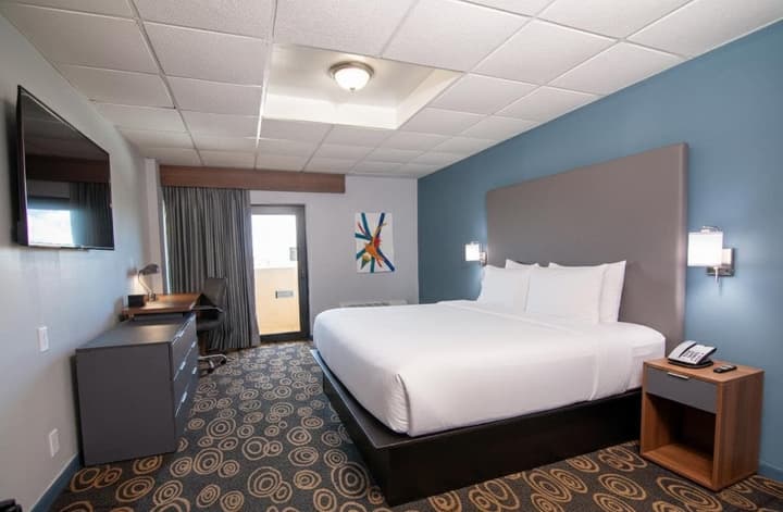 Regency Miami Airport by Sonesta