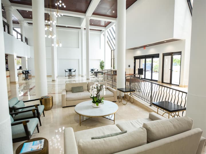 Regency Miami Airport by Sonesta
