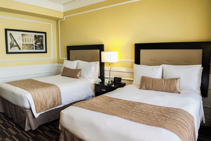 The Pickwick Hotel