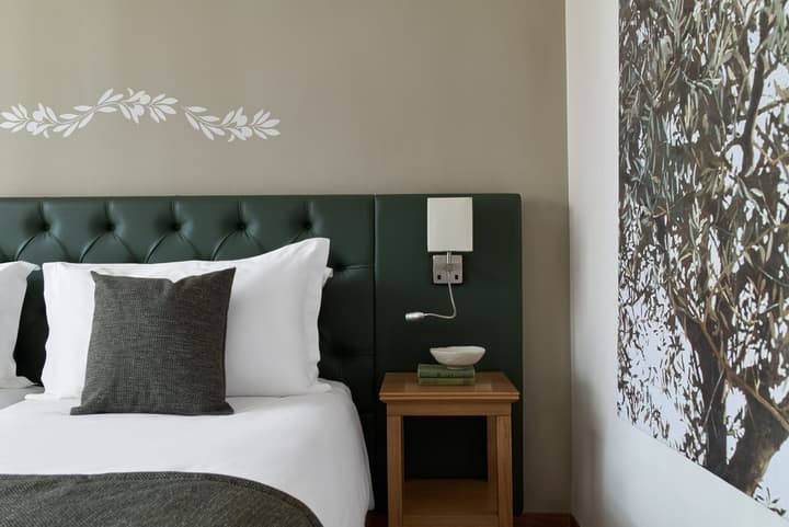 Titania Hotel