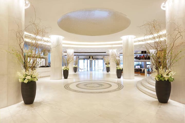 Titania Hotel