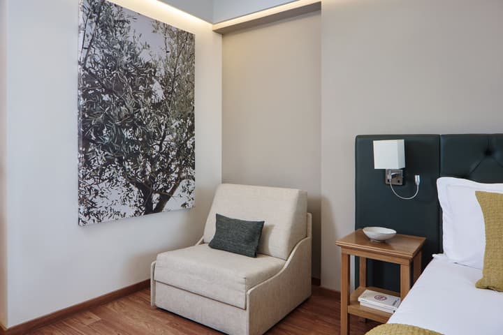 Titania Hotel