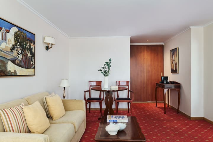 Titania Hotel