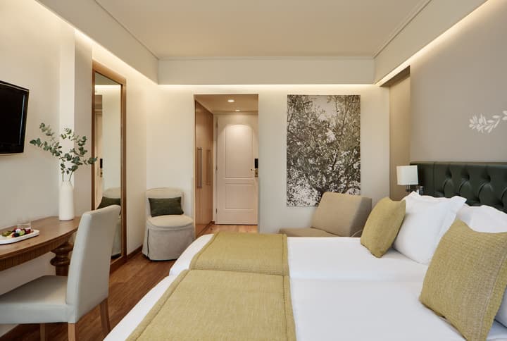 Titania Hotel
