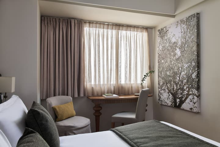 Titania Hotel
