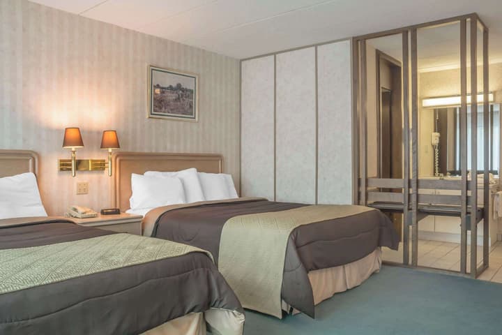 Rodeway Inn Fallsview