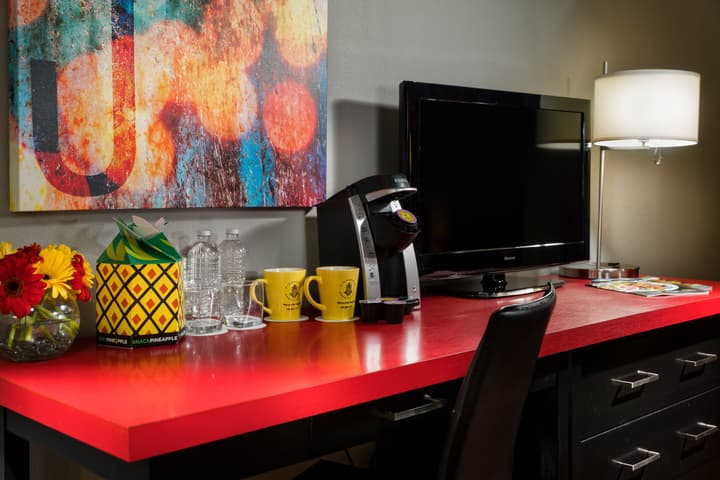 Staypineapple, Hotel FIVE, Downtown Seattle