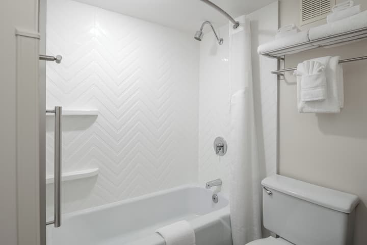 Holiday Inn Portland-By the Bay by IHG