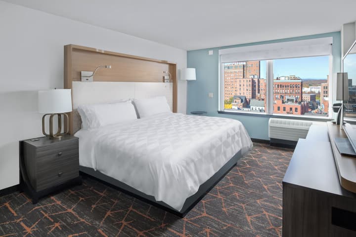 Holiday Inn Portland-By the Bay by IHG