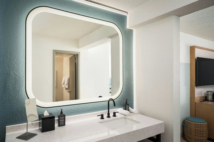 Sheraton Orlando Lake Buena Vista Resort - NEWLY RENOVATED!