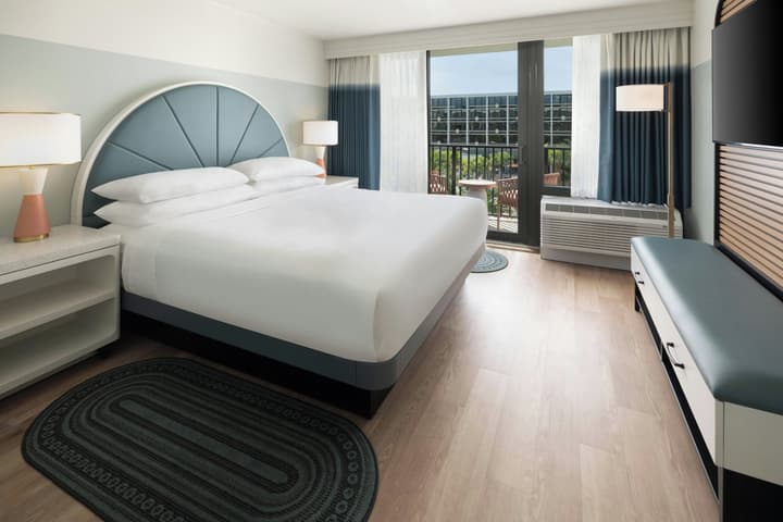 Sheraton Orlando Lake Buena Vista Resort - NEWLY RENOVATED!