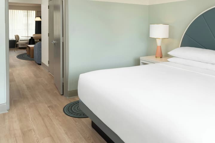 Sheraton Orlando Lake Buena Vista Resort - NEWLY RENOVATED!