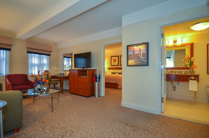 San Carlos Hotel
