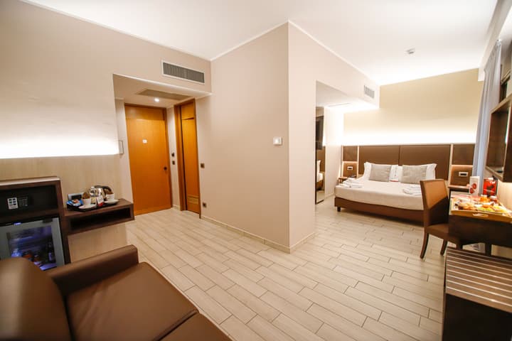 Hotel Diplomatic