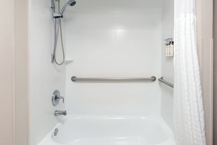 Holiday Inn Express Miami Airport Doral Area by IHG