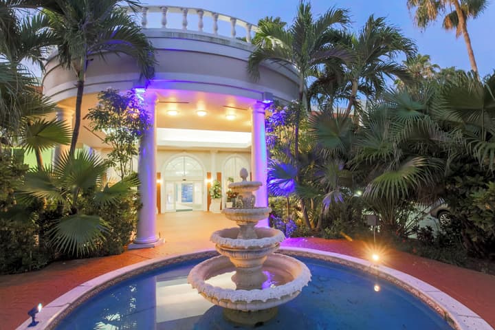 Holiday Inn Express Miami Airport Doral Area by IHG