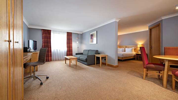 DoubleTree by Hilton Swindon