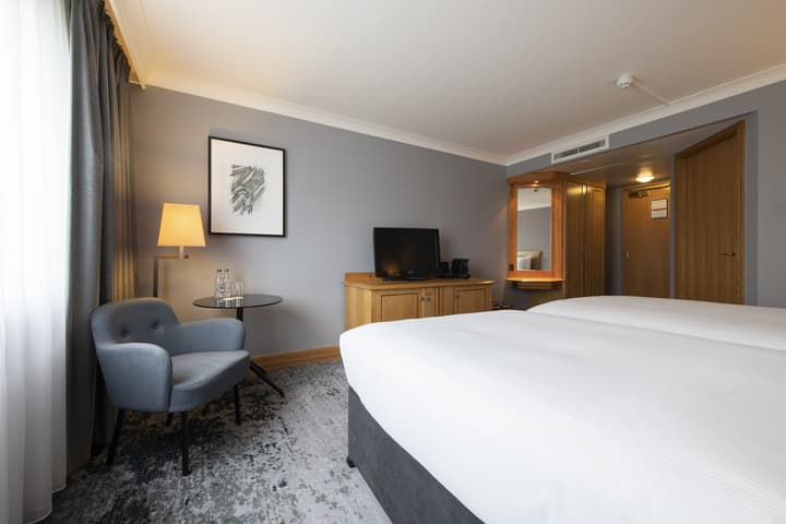 DoubleTree by Hilton Swindon