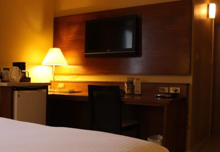 Kapok Hotel