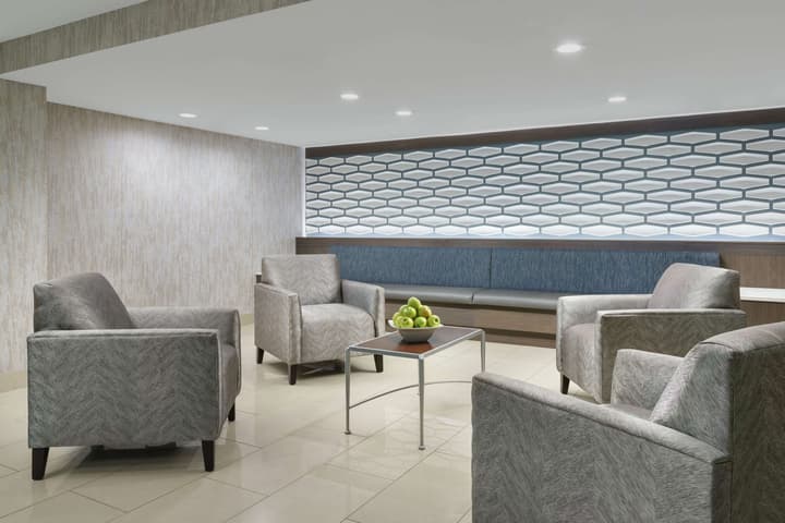 DoubleTree by Hilton Orlando Airport
