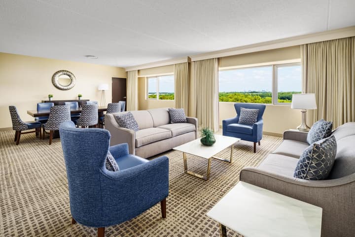 DoubleTree by Hilton Orlando Airport
