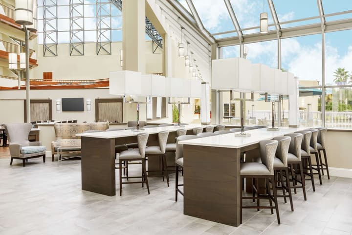 DoubleTree by Hilton Orlando Airport