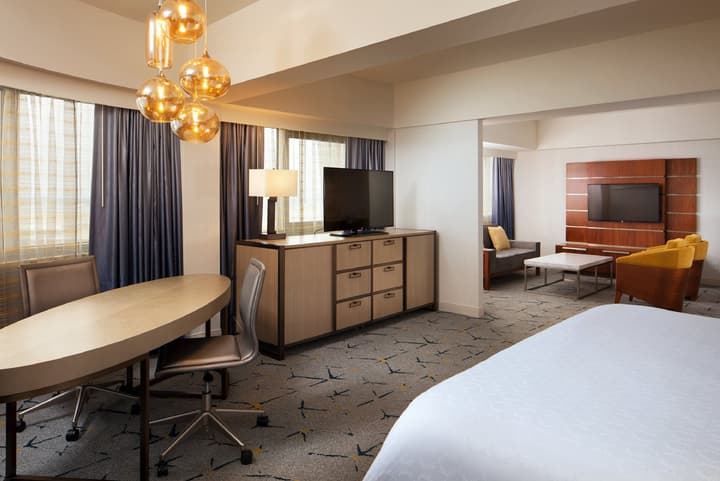 Sheraton Gateway Los Angeles Hotel