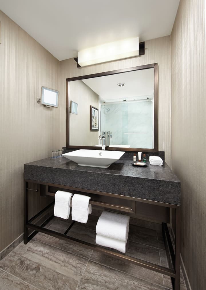 Sheraton Gateway Los Angeles Hotel