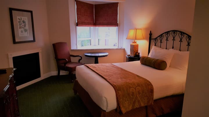The Monterey Hotel