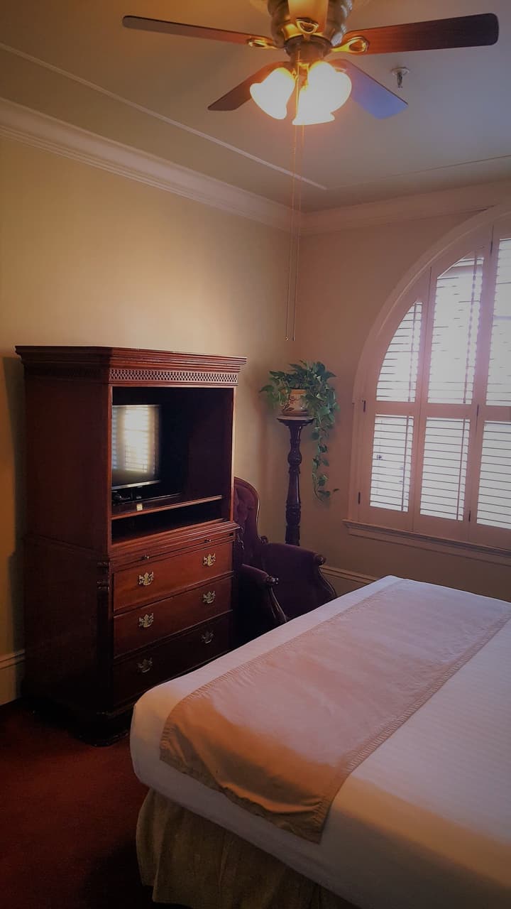 The Monterey Hotel