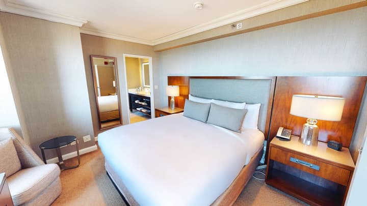 Hilton Chicago