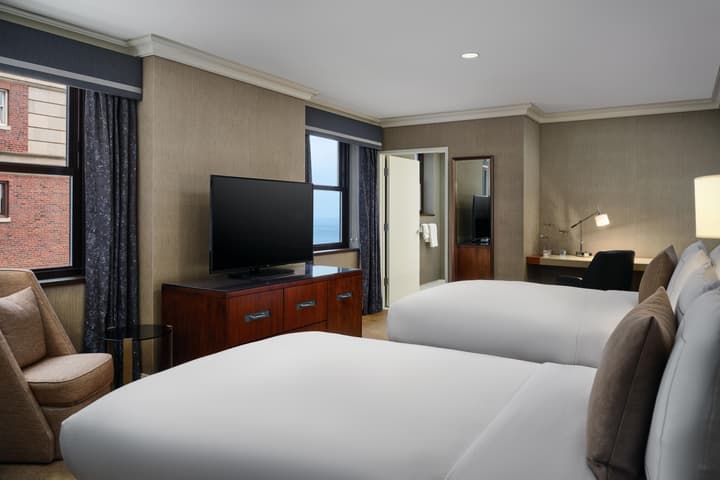Hilton Chicago