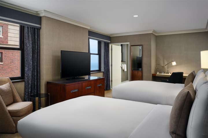 Hilton Chicago