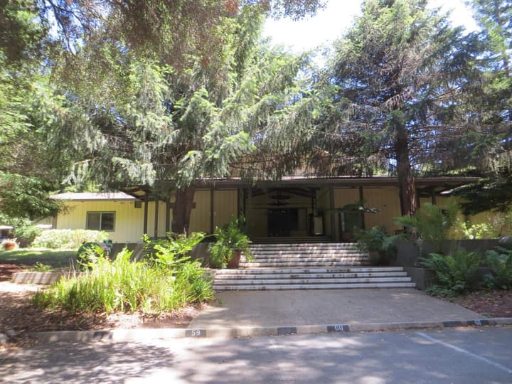 Big Sur Lodge