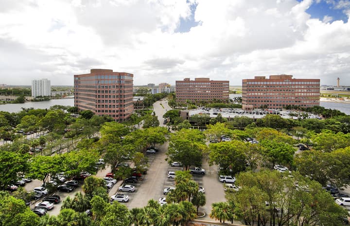 Hilton Miami Airport Blue Lagoon