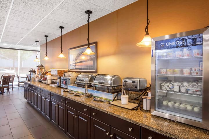 Comfort Inn Memphis Downtown