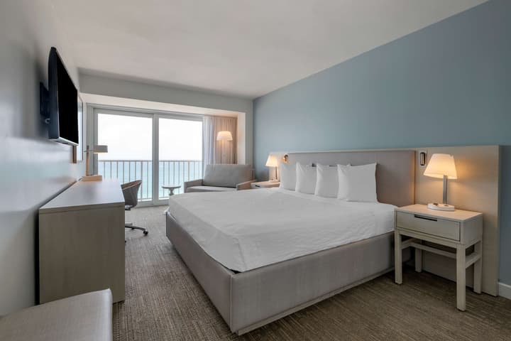 Condado Palm Inn San Juan, Tapestry Collection by Hilton