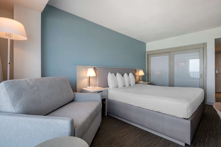 Condado Palm Inn San Juan, Tapestry Collection by Hilton